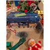 Image 5 : Christmas Decorations and Accessories Lot
