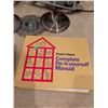 Image 2 : Circular Saws, Saw Blades, Safety Glasses, Reader's Digest DIY Manual