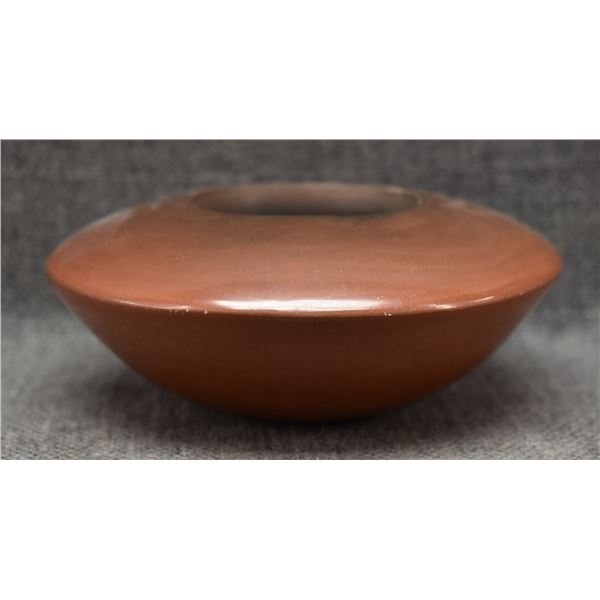 SANTA CLARA POTTERY SEED JAR (DOLLY NARANJO)