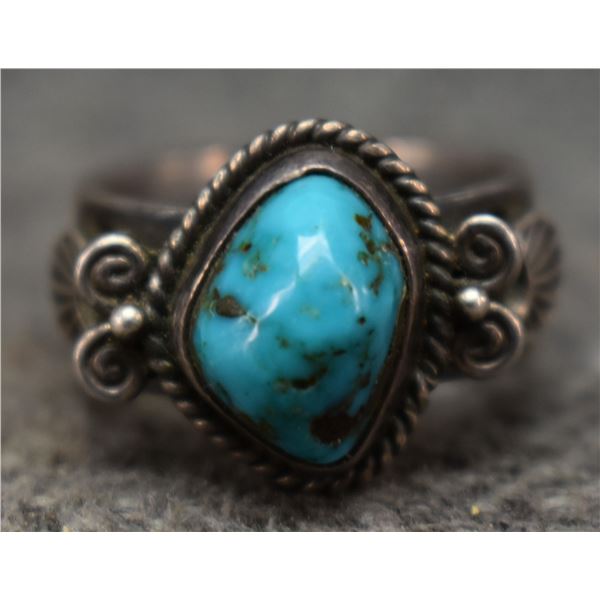 NAVAJO RING (DERRICK GORDAN)