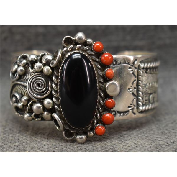NAVAJO STORY BRACELET (GENE NATAAN)