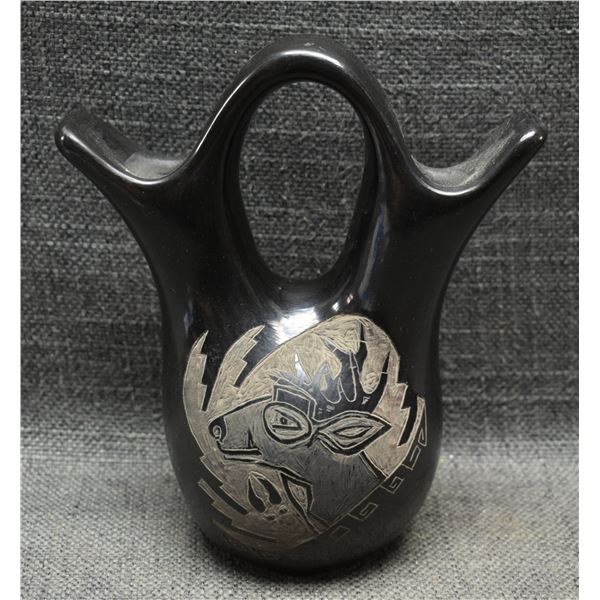 SANTA CLARA POTTERY WEDDING VASE (MATHEW TAFOYA)