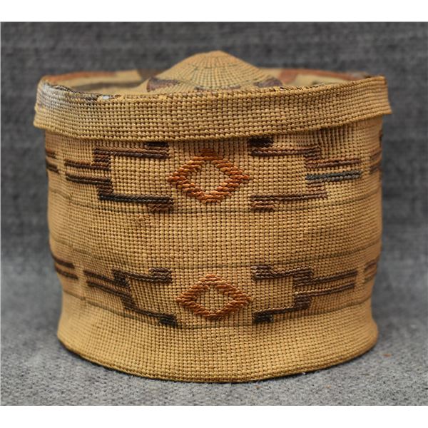 TLINGIT RATTLE TOP BASKET