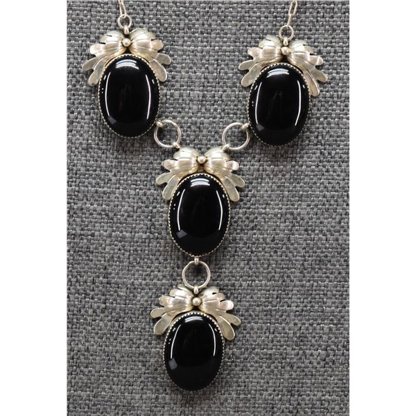 NAVAJO NECKLACE