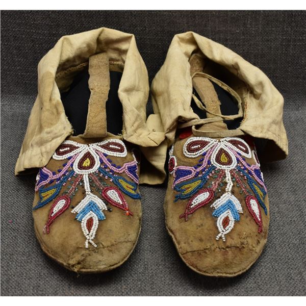 PLAINS MOCCASINS
