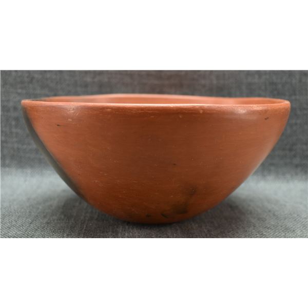 NAVAJO POTTERY BOWL