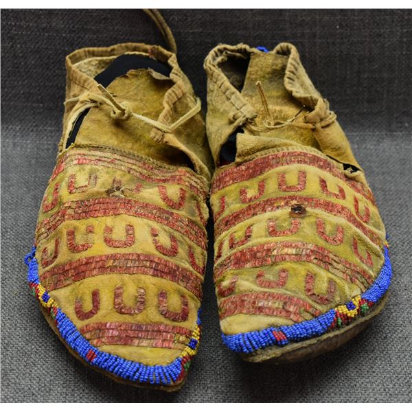 CHEYENNE MOCCASINS