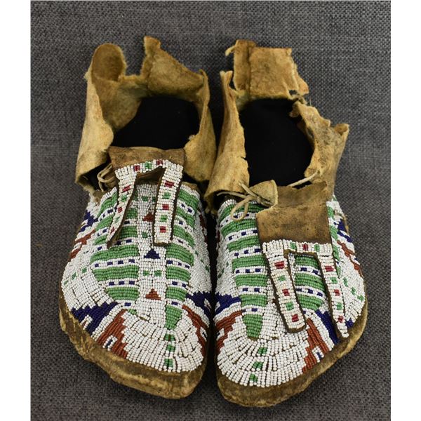 SIOUX MOCCASINS