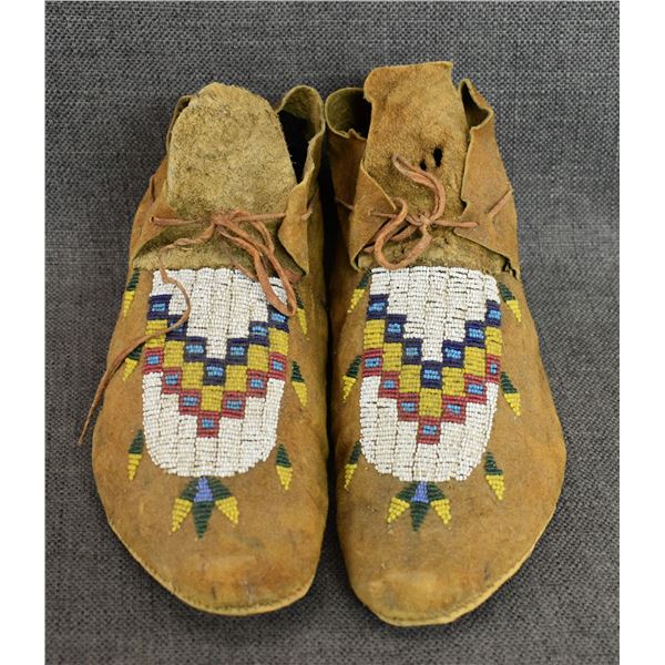 PLAINS MOCCASINS
