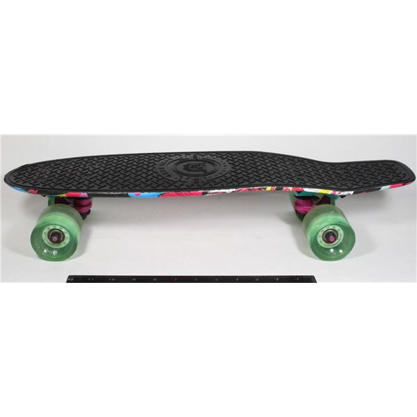 MADD GEAR RETRO SKATEBOARD DJ PANDA GRAPHIC 2002 A