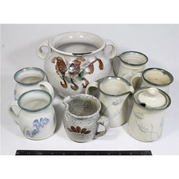SIGNED STONEWARE JUG & MUGS