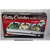 Image 1 : BETTY CROCKER BUFFET SERVER