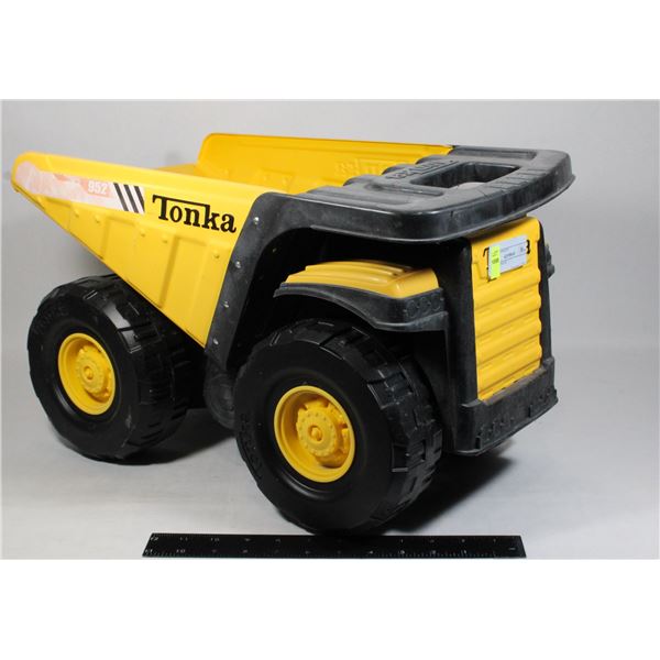 LARGE METAL TONKA TRUCK