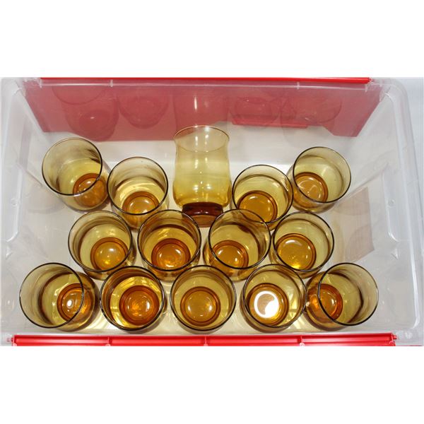 TOTE OF GLASSWARE CUPS OF VARYING SIZE