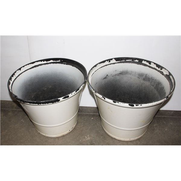 2 LARGE PLANTER POTS 15 1/2" TALL