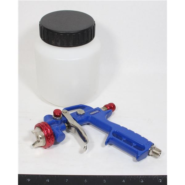 POWERFIST PAINT SPRAYER AND PAINT BOTTLE