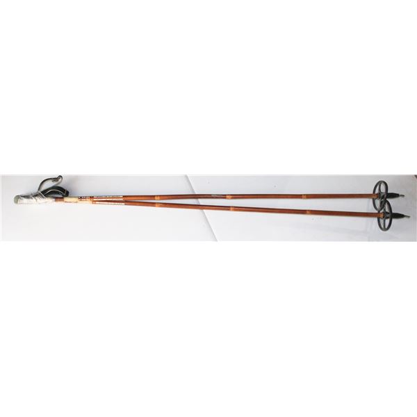 SET OF SKII POLES