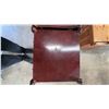 Image 5 : Mahogany Two-Tier Side Tables with Drawers and Brass Casters