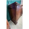 Image 6 : Art Deco Oak Sideboard Cabinet with Carved Details