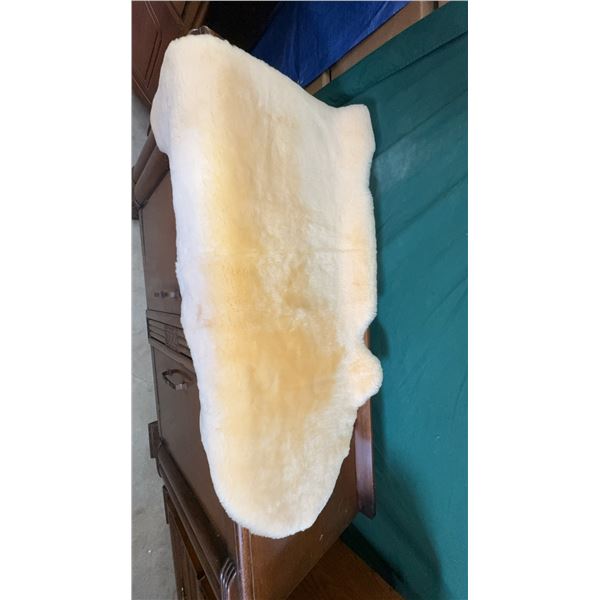 Auckland 100% Genuine Sheepskin Rug
