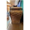 Image 3 : Woven Wood and Brass Decorative Lidded Basket Chest 22" x 19"