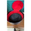 Image 8 : Black Wool Hat with Carry Case, 100% Wool, 13" Diameter Case