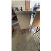 Image 4 : 2 Tufted Upholstered High-Back Dining Chairs with 2 Ottomans