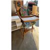 Image 4 : Wooden High Chair with Decorative Cushion