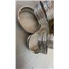 Image 2 : 4 Silver-Tone Decorative Napkin Holders