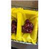 Image 6 : 5 Red Resin Laughing Buddha Figurines in Presentation Box