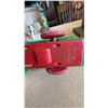 Image 6 : Wind-Up Tin Toy Train Set With Comic And Western Cars