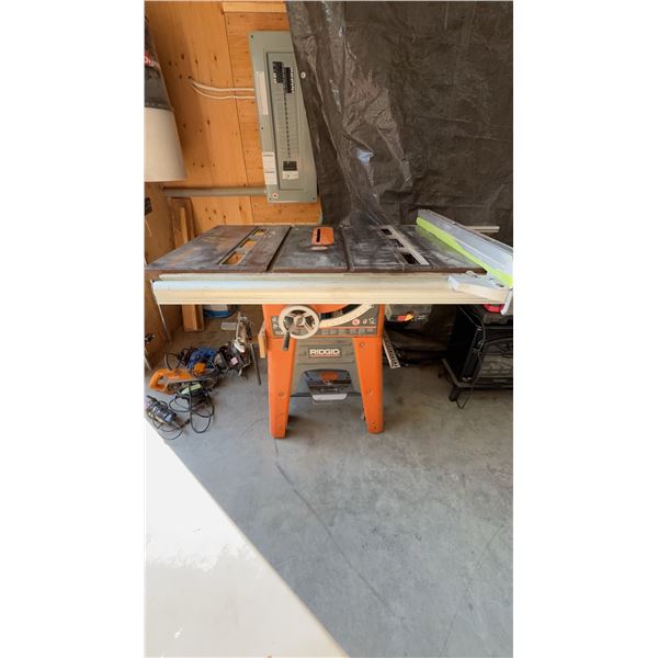 RIDGID TS3650 10-Inch Cast Iron Table Saw with Herc-U-Lift