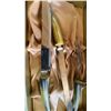 Image 3 : Crown Sheffield Stainless Steel Cutlery Set With Horn Handles