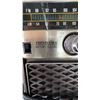Image 3 : Soundesign Battery/Electric Portable AM/FM Radio and Vintage Toaster