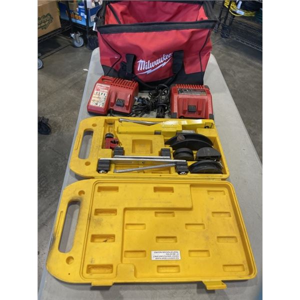 MILWAUKEE TOTE BAG WITH 2 M18 / M12 CHARGERS AND TUBE BENDING KIT