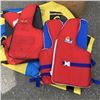 Image 3 : AS NEW INFLATABLE 300 BOAT WITH 4 COLLAPSIBLE OARS, FOOT PUMP AND ELECTRIC PUMP INCLUDES 2 BOUY O BO