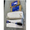 Image 1 : NEW CASE OF WESTWARD #1 PHILLIPS 6 INCH SHANK SPEED SCREWDRIVERS, CASE OF #1 X 4 INCH INSULATED SCRE