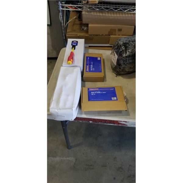 NEW CASE OF WESTWARD #1 PHILLIPS 6 INCH SHANK SPEED SCREWDRIVERS, CASE OF #1 X 4 INCH INSULATED SCRE