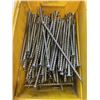 Image 2 : 2 TUBS OF 7 INCH SCTRUCTURAL SCREWS