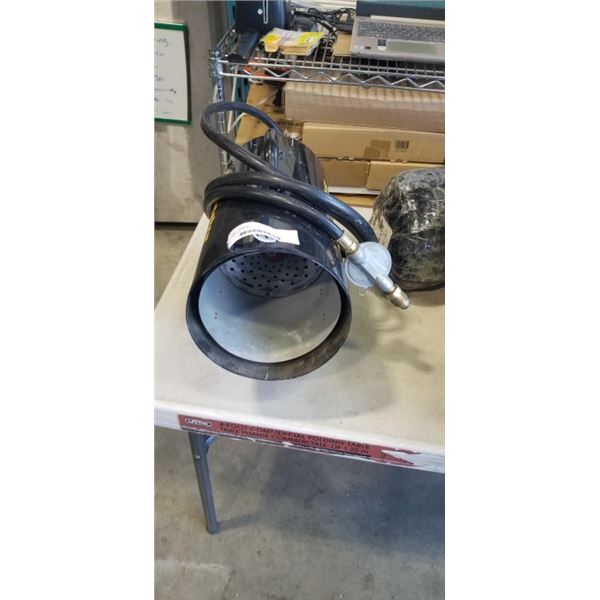 MR HEATER CONTRACTOR SERIES 30,000 BTU HEATER