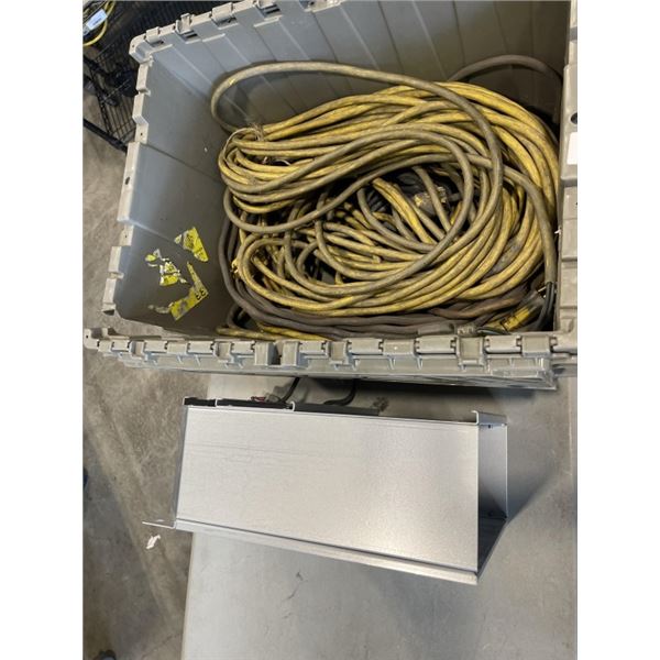 TOTE OF HEAVY DUTY EXTENSION CORDS AND ELECTRIC BOX FAN