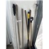 Image 4 : BUNDLE OF GARDEN TOOLS, SHOVELS, ETC
