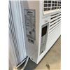 Image 2 : MIDEA 6,OOO BTU WINDOW MOUNT AIR CONDITIONER, WORKING