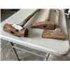 Image 4 : TWO AXES AND A SLEDGE HAMMER