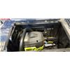 Image 2 : POULIAN GAS CHAIN SAW. 14" . MODEL P3314