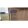 Image 2 : CASE OF TORK WHITE HAND TOWEL ROLL - 6 ROLLS OF 700FT