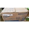 Image 2 : CASE OF SCOTT WHITE TOWEL ROLLS - 6 ROLLS OF 950FT
