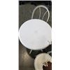 Image 5 : 3 PIECE PATIO SET
