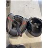 Image 2 : 2 MOTORCYCLE HELMETS