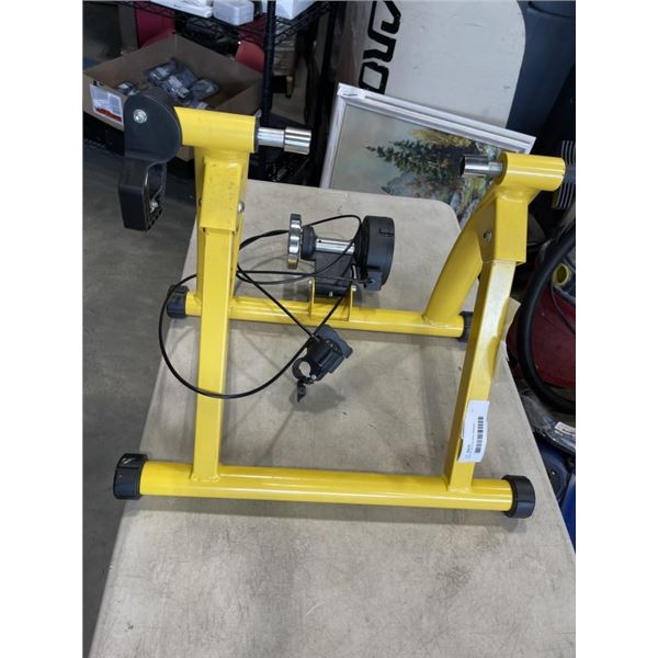 DEUTER YELLOW BIKE TRAINER